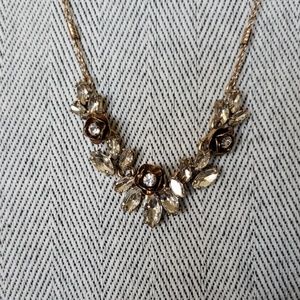 Chloe + Isabel Jewelry - Chloe +Isabel Petite Rose Necklace Chloe + Isabel Jewelry - Chloe +Isabel Petite Rose Necklace